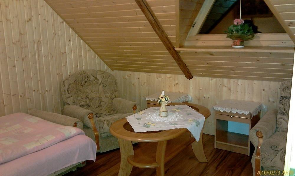Góralska Czarcia Chata pod Jałowcem Stryszawa Exterior foto